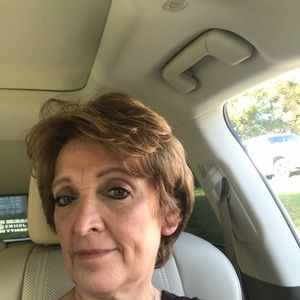 Meet your Posher, Lori